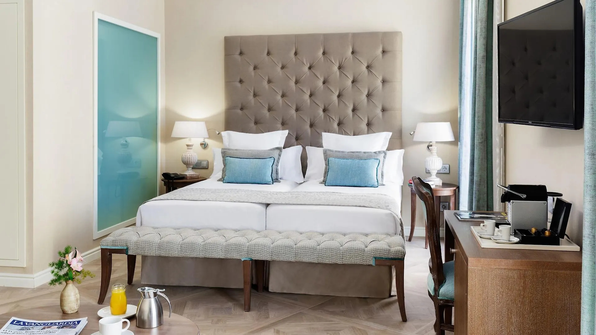 Lamaro Hotel Barcelona 5*,