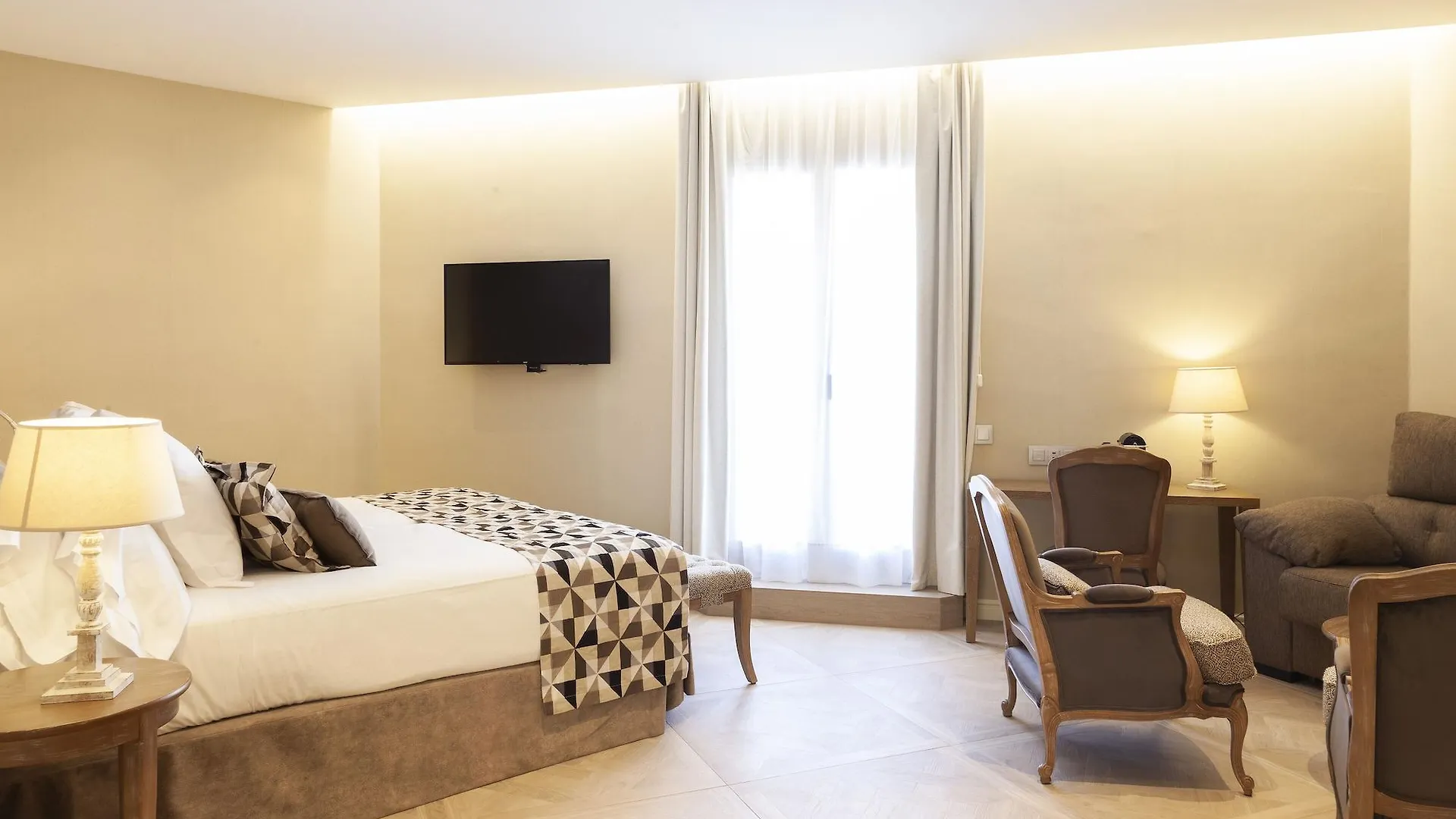 Lamaro Hotel Barcelona 5*,  Spain